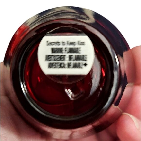 Secrets To Keep Kiss Eau De Toilette Spray 50ml - Picture 4 of 5